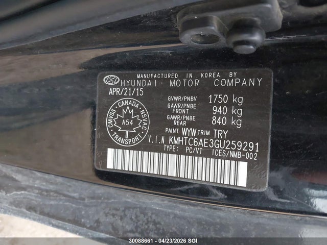 HYUNDAI VELOSTER TURBO - 9