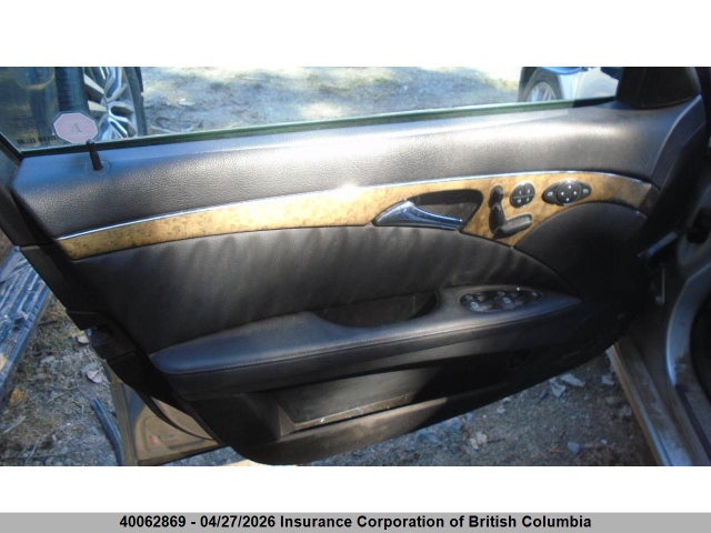 MERCEDES-BENZ E-CLASS - 5