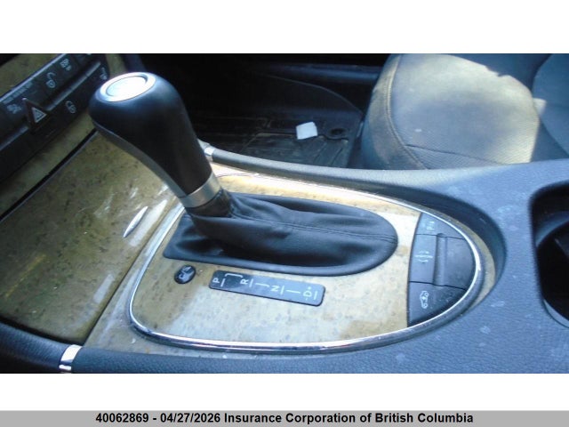 MERCEDES-BENZ E-CLASS - 8