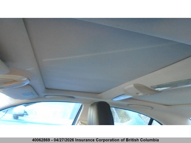 MERCEDES-BENZ E-CLASS - 9