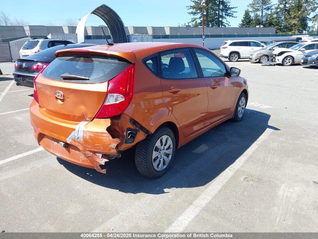 HYUNDAI ACCENT SE - 4