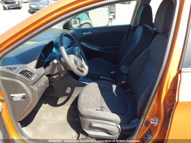 HYUNDAI ACCENT SE - 5