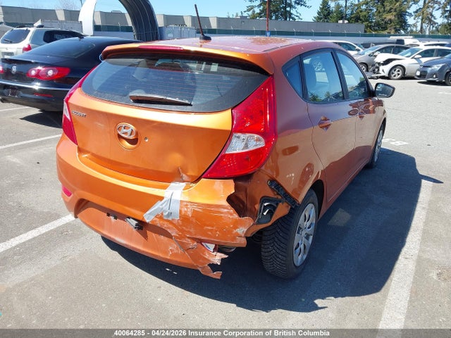 HYUNDAI ACCENT SE - 6