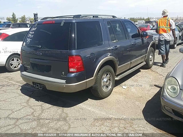2017 NISSAN Titan 4x4 Crew Cab Pickup 4
