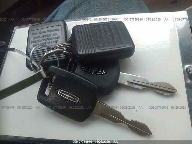 2006 LINCOLN TOWNCAR VIN: 1LNHM82W36Y611718