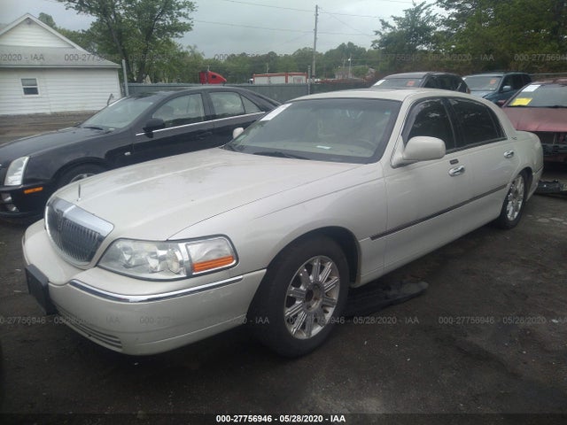 2006 LINCOLN TOWNCAR VIN: 1LNHM82W36Y611718