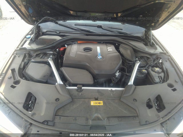 Фото: WBAJA9C50JB250810 - 10