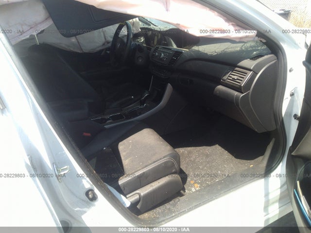 2017 HONDA ACCORD VIN: 1HGCR2F5XHA172335