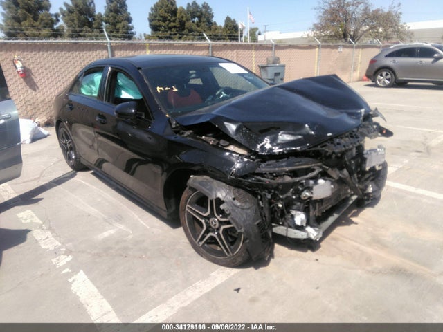 2019 MERCEDES-BENZ A 220 