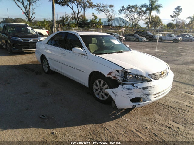 2004 TOYOTA CAMRY XLE