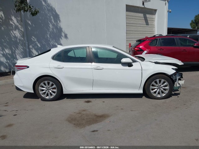 2019 TOYOTA CAMRY LE 14