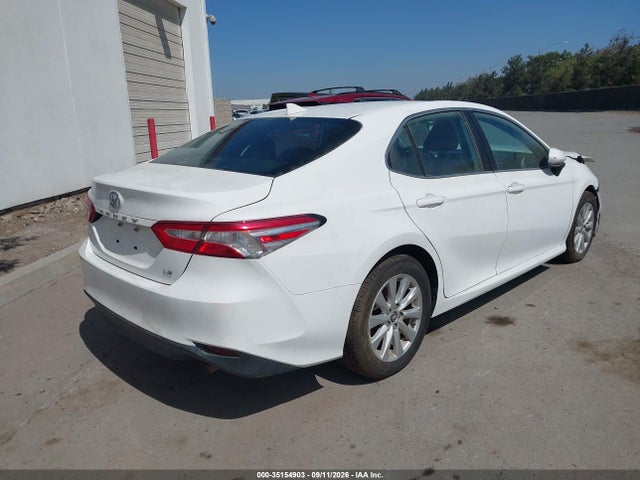 2019 TOYOTA CAMRY LE 4