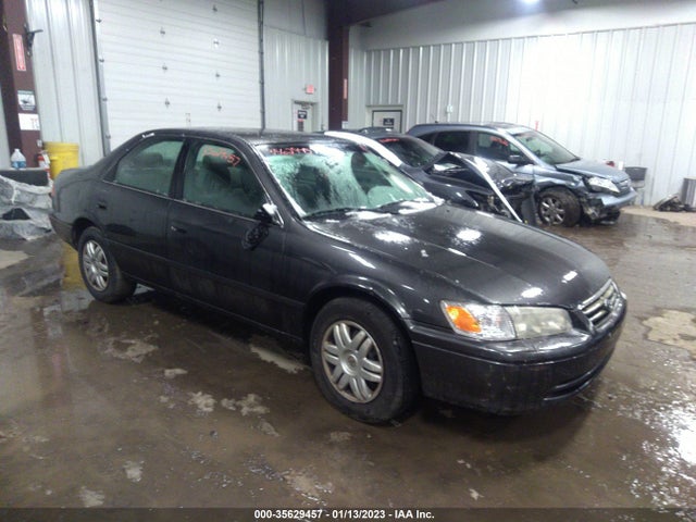 2001 TOYOTA CAMRY LE