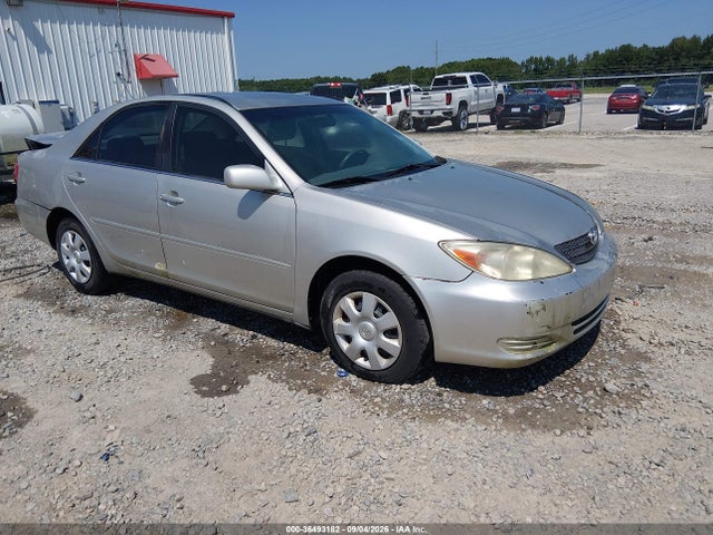 2004 TOYOTA CAMRY LE
