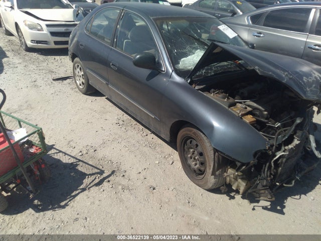 2000 HYUNDAI ELANTRA GLS