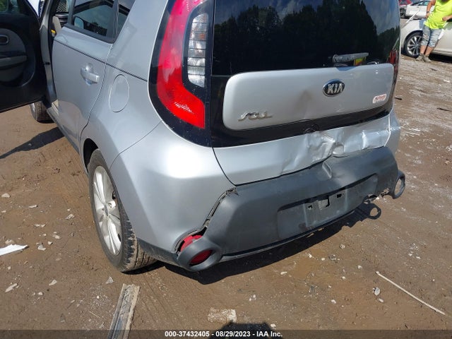 2015 KIA SOUL + 照片 6