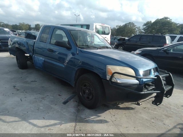 2006 MITSUBISHI RAIDER LS