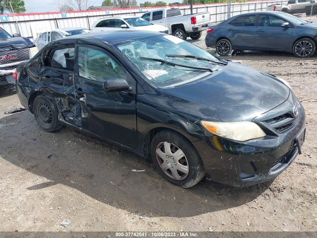 2011 TOYOTA COROLLA LE