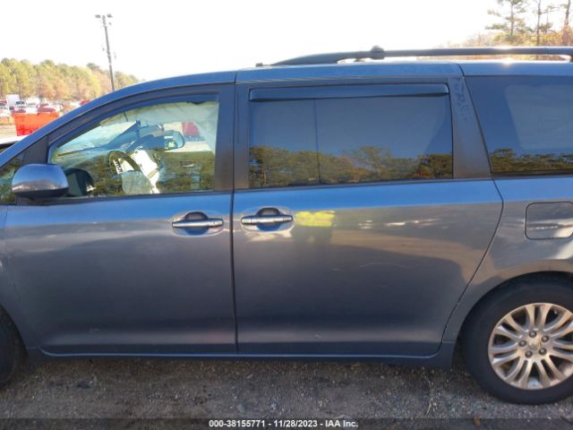 5TDYK3DC2FS670500 | 2015 Toyota sienna xle 8 passenger