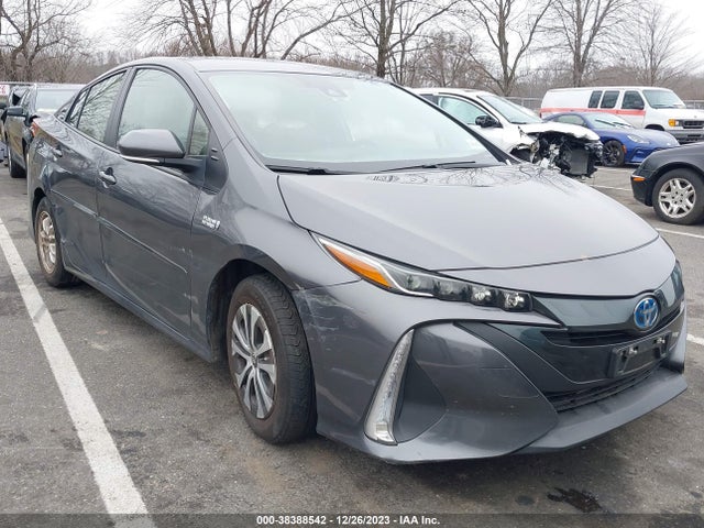 2022 Toyota Prius, VIN: JTDKAMFP0N3206054