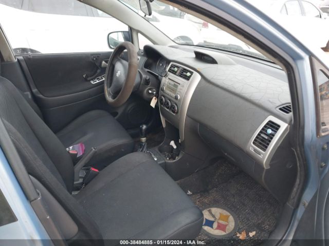 JS2RC61HX55301185 | 2005 Suzuki aerio sx