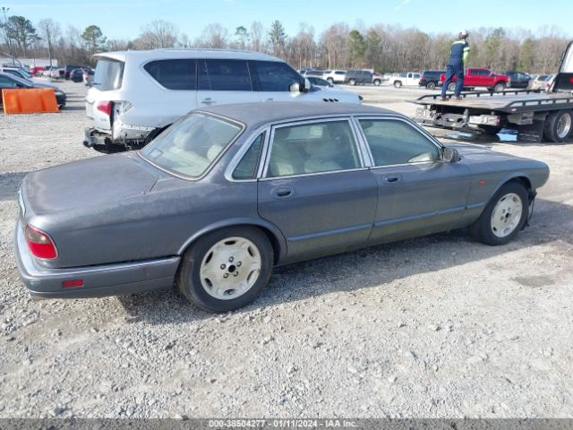 SAJHX1742SC726023 | 1995 Jaguar xj6