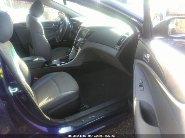 5NPEC4AC2CH373187 | 2012 Hyundai sonata se