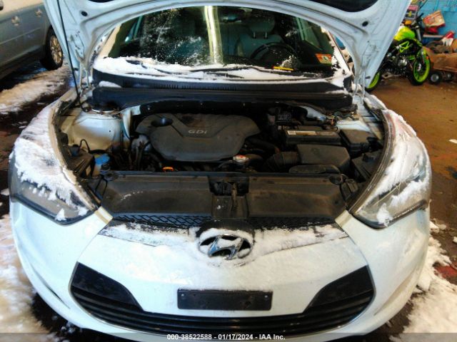 KMHTC6AD9DU119636 | 2013 Hyundai veloster base w/gray