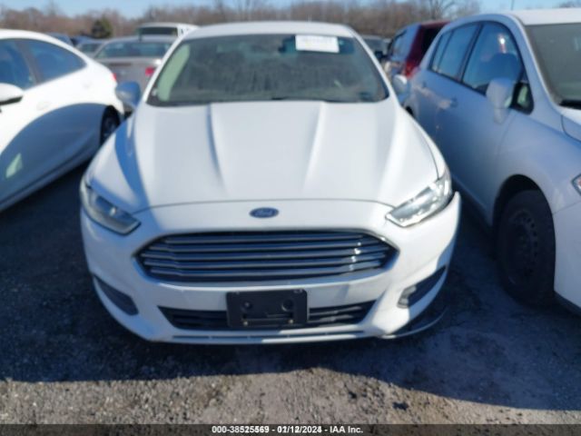 3TMJU4GN3FM174877 | 2015 Ford fusion se