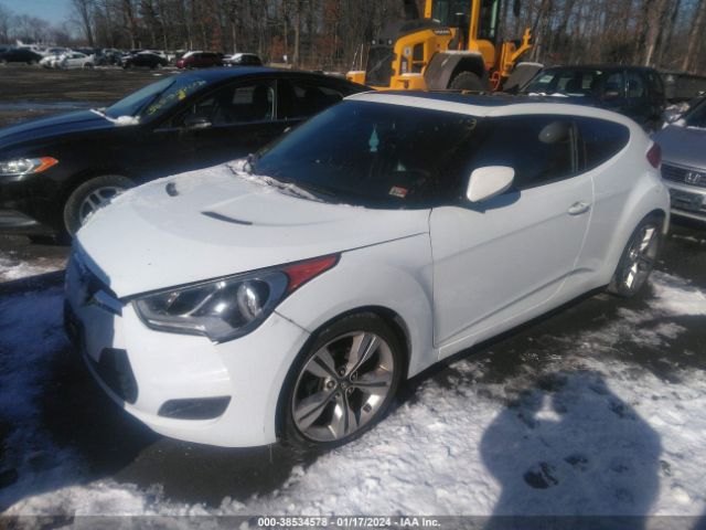 KMHTC6AD0DU150788 | 2013 Hyundai veloster base w/black