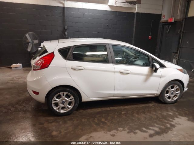 3FADP4EJ5GM157476 | 2016 Ford fiesta se