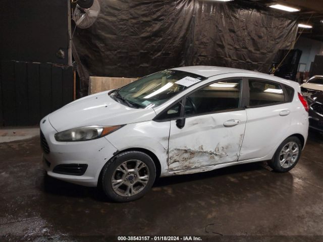 3FADP4EJ5GM157476 | 2016 Ford fiesta se