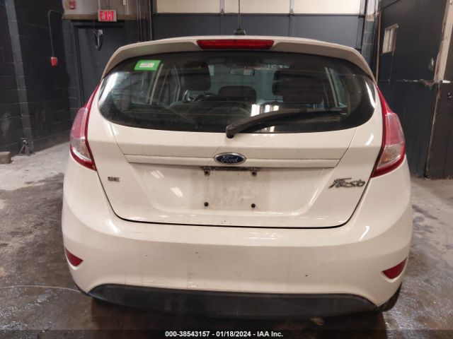 3FADP4EJ5GM157476 | 2016 Ford fiesta se