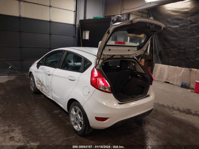 3FADP4EJ5GM157476 | 2016 Ford fiesta se