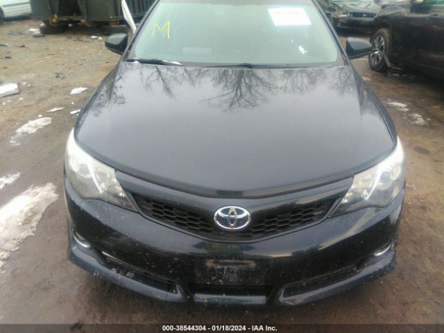 4T1BF1FK4DU663071 | 2013 Toyota camry se