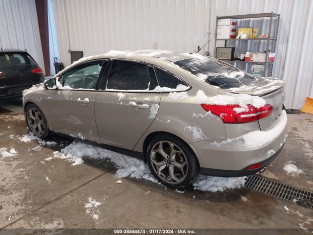 1FADP3F28FL228624 | 2015 Ford focus se