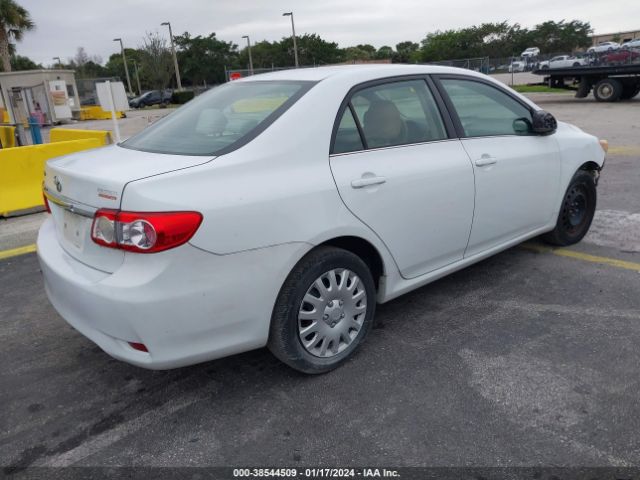 2T1BU4EE6DC945099 | 2013 Toyota corolla le