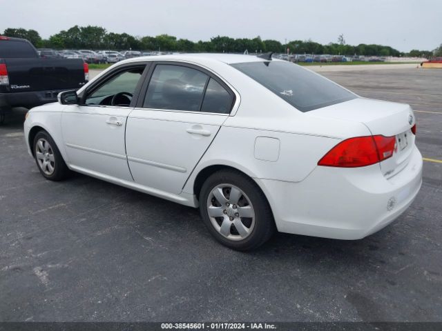 JN8AS1MW6CM152336 | 2009 KIA optima lx