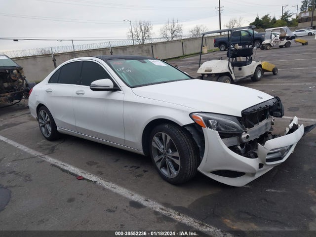 2018 Mercedes-Benz C-Class, VIN: 55SWF4JB0JU251747