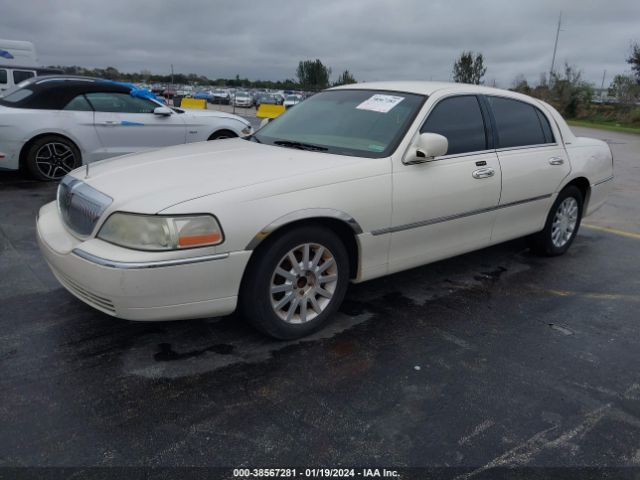 1LNHM81W97Y639882 | 2007 Lincoln town car signature