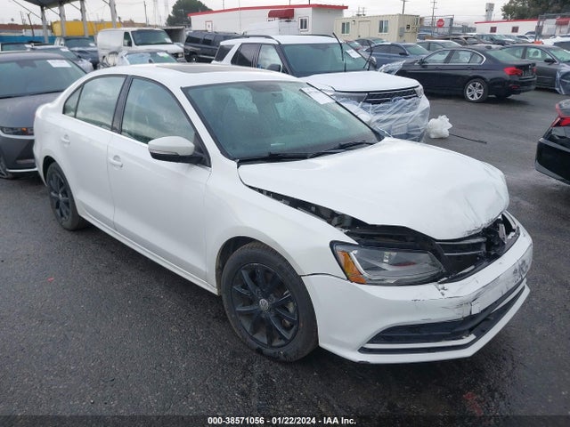 2017 Volkswagen Jetta, VIN: 3VWDB7AJ2HM222038