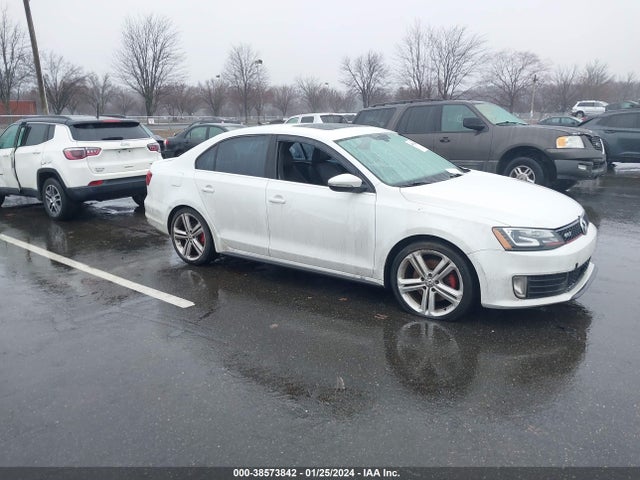 2015 Volkswagen Jetta, VIN: 3VW4T7AJ9FM253409