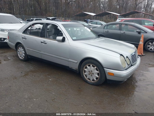 1999 MERCEDES-BENZ E 320 