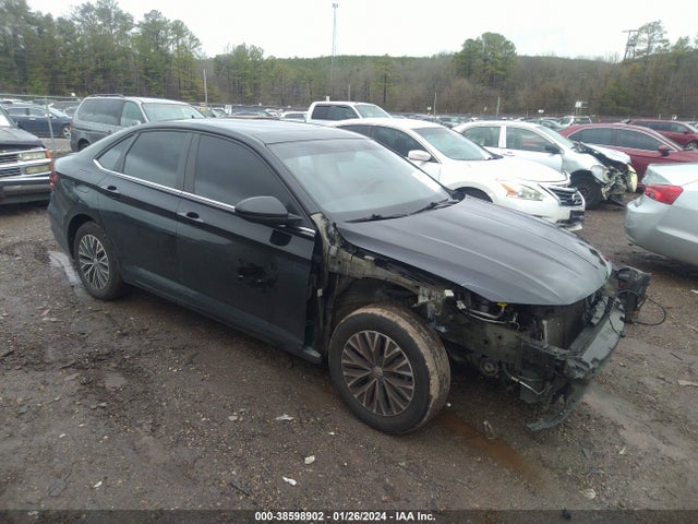 2019 Volkswagen Jetta, VIN: 3VWCB7BU2KM132965