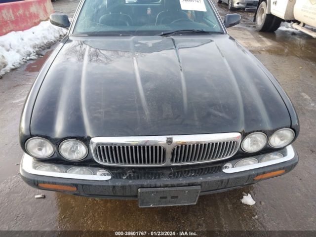 SAJHX1246WC832889 | 1998 Jaguar xj8