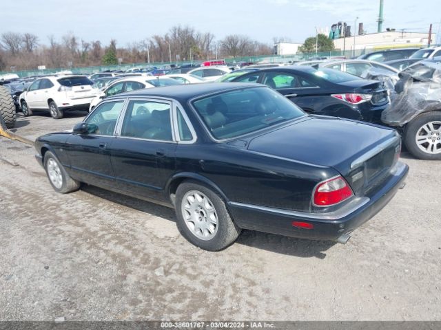 SAJHX1246WC832889 | 1998 Jaguar xj8