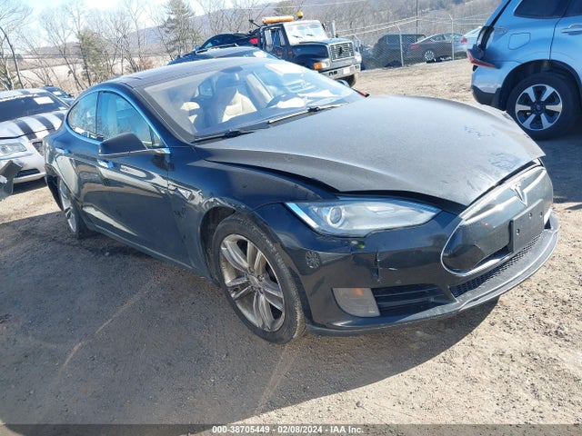2013 TESLA MODEL S 