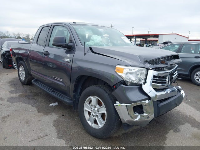 2017 Toyota Tundra, VIN: 5TFRW5F11HX220009