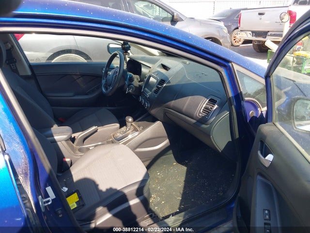 2018 KIA FORTE LX photo 5