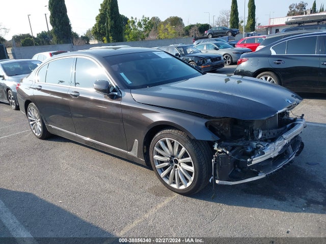2017 BMW 7 Series, VIN: WBA7E2C33HG740854